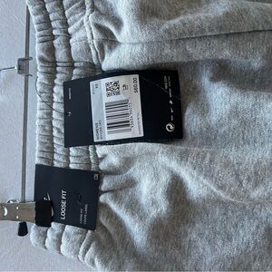 New Nike Women’s Sportswear Essentials Fleece Jogger Pants Sz. XS NEW BV4089-063